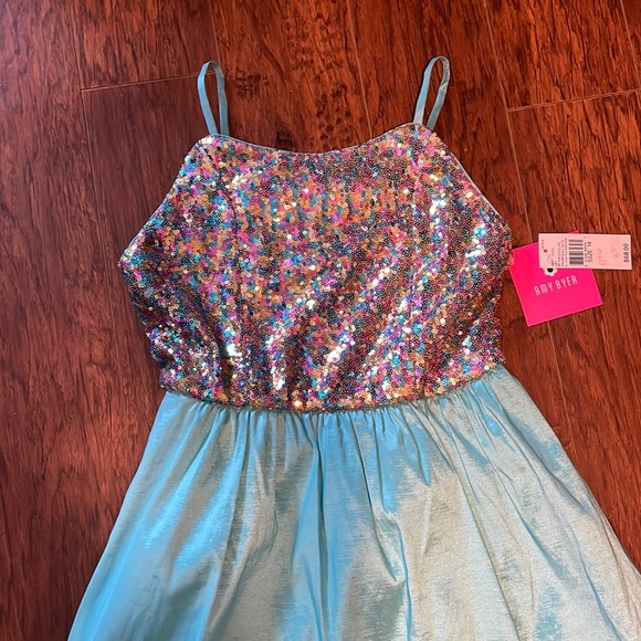NWT - girls party/cocktail dress size 14 - Sequins, fancy- Holiday Dress🎁 - Picture 3 of 16